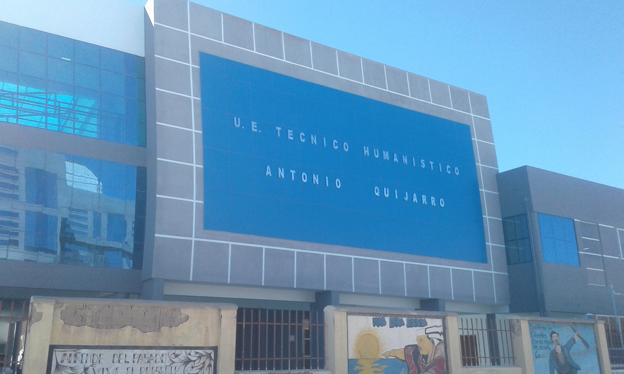 Frontis UEAQ 1